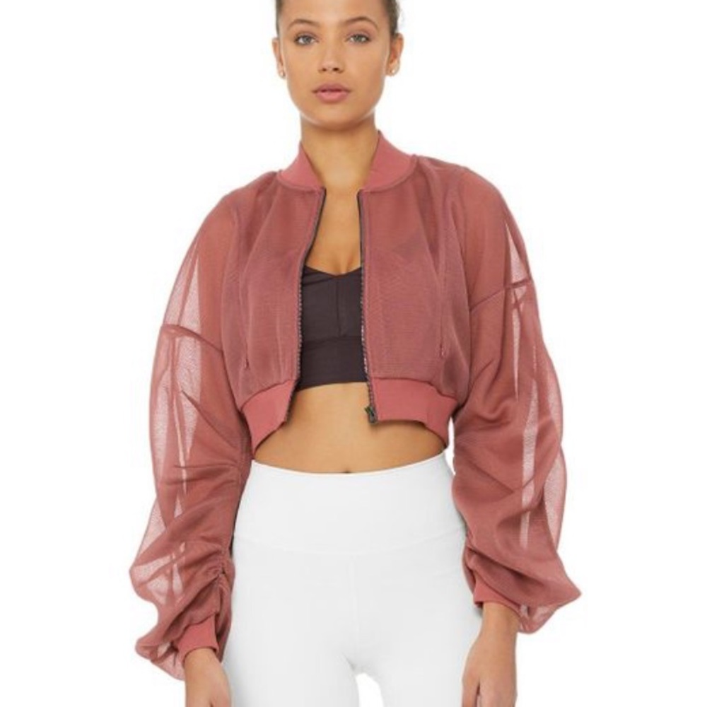 Ali Yoga Field Crop Jacket!